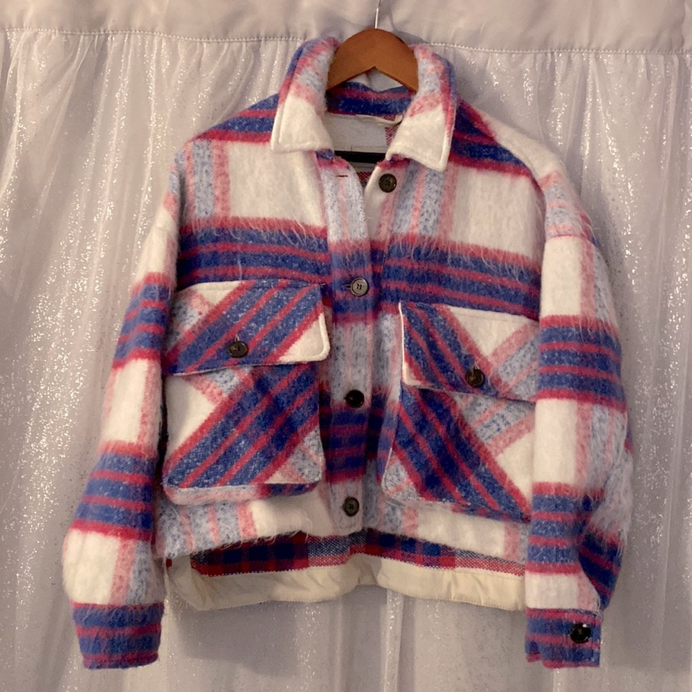 Fun statement plaid jacket!